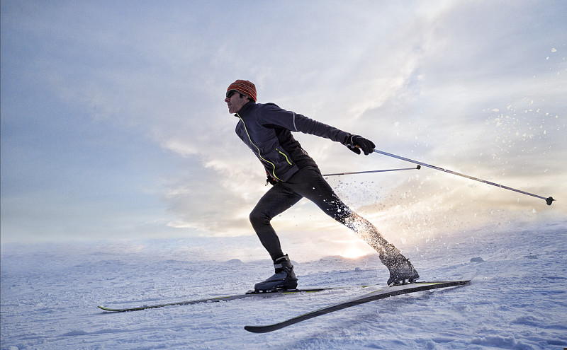 挪威滑雪选手在越野滑雪项目中表现出色