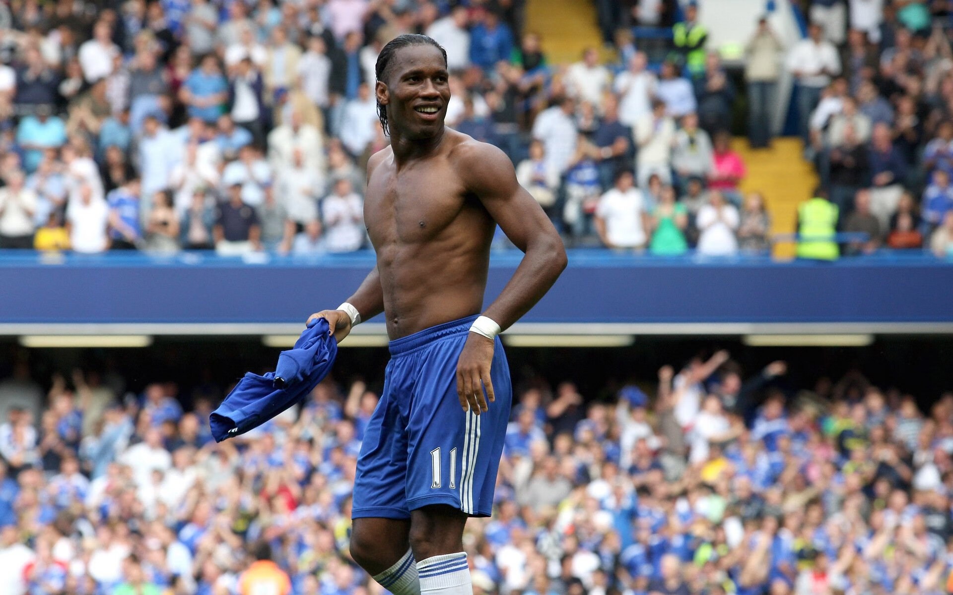 数据复盘：皇家马德里八强战对阵曼城，维尼修斯效率值爆表